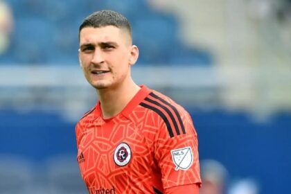 cau-thu-dorde-petrovic