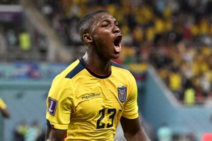 cau-thu-moises-caicedo
